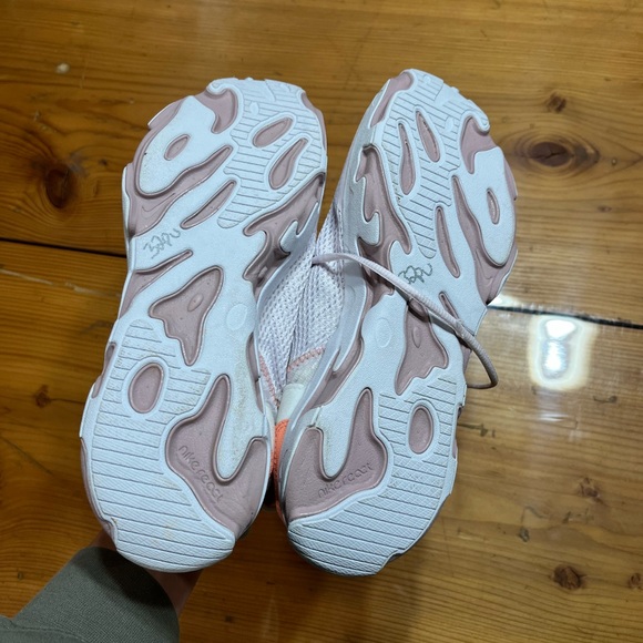 Nike Kids Sneakers - Pink and White - Picture 3 of 4